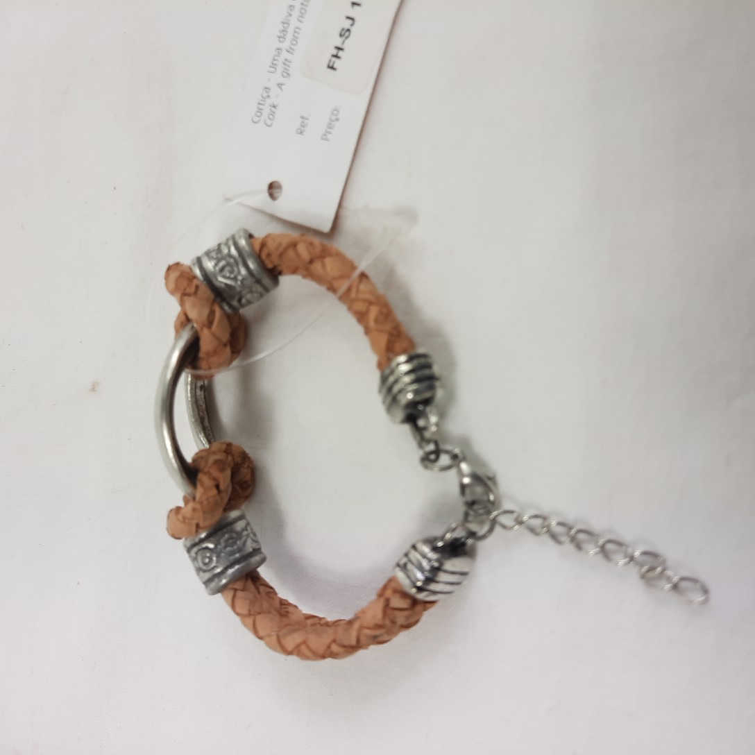Bracelet métal et simili cuir branché Comme neuf - Vue 3 - 
